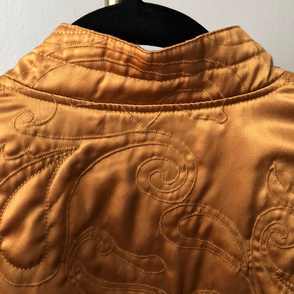 Gold jacket - Picture 3 of 3